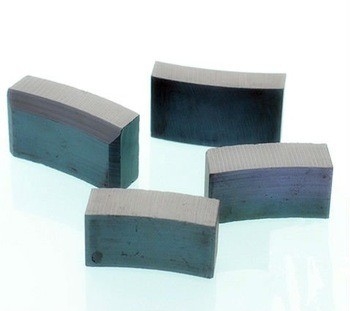 qualidade  6Fe2O3 Ferrite Bar Magnets Charcoal Gray For Textile Machine Motor fábrica