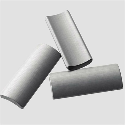 Magnético de ferrite de alta remanência 3600 resistente à corrosão para aplicações industriais