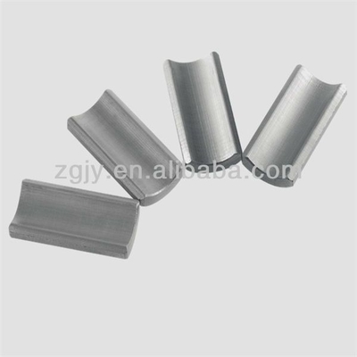 Compacto e potente 4.8 G/cm3 3.5 MGOe Ferrite Block Magnet