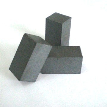 Ímã duro do bloco da ferrite de SrO 6Fe2O3 para a máquina de tecelagem de matéria têxtil